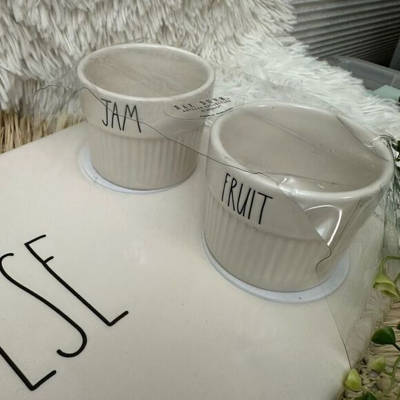 Magenta by Rae Dunn Cheese Platter Tray Charcuterie with Jam‎ & Fruit Bowl NEW - Picture 3 of 7